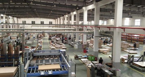 現(xiàn)場做衣柜跟廠家訂做各自的優(yōu)缺點有哪些